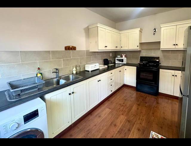 2 BEDROOM TOWNHOUSE FOR SALE IN WEMBLEY